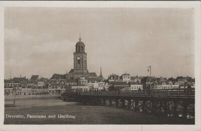 DEVENTER - Panorama met IJselbrug