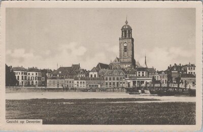 DEVENTER - Gezicht op Deventer