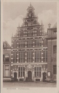 DEVENTER - Politiebureau