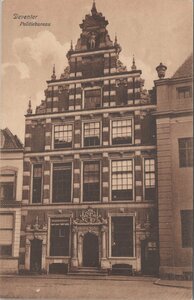 DEVENTER - Politiebureau