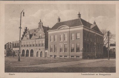 ALMELO - Twentschebank en Waaggebouw