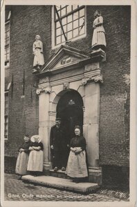 GOES - Oude mannen en Vrouwen Huis