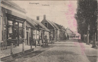 KRUININGEN - Voorhoute