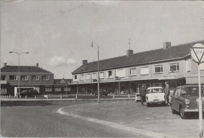 KRABBENDIJKE - Winkelcentrum