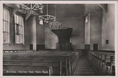 BRUINISSE - Interieur Ned. Herv. Kerk