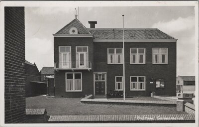 BRUINISSE - Gemeentehuis