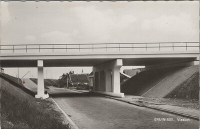 BRUINISSE - Viaduct