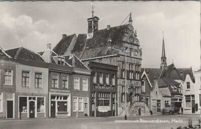 BROUWERSHAVEN - Markt