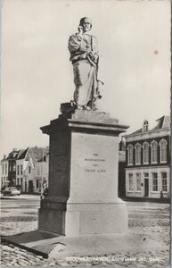 BROUWERSHAVEN - Standbeeld Jac. Cats