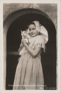 WALCHEREN - Kleederdracht (Zeeland). Mijn lief poesje