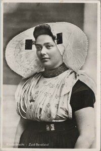 ZUID-BEVELAND - Klederdracht