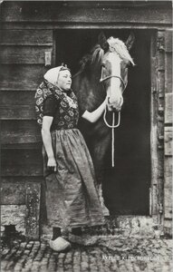 AXEL - Klederdracht