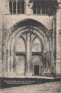 ZIERIKZEE - West-Portiek van den St. Lievens Monstertoren