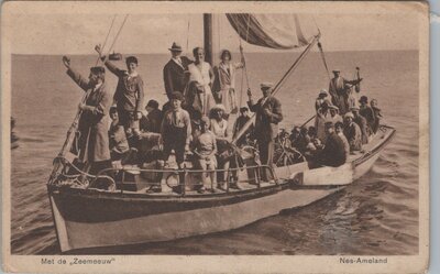 NES-AMELAND - Met de Zeemeeuw