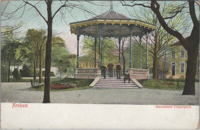 ARNHEM - Muziektent Velperplein