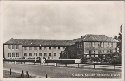 OOSTBURG - Koningin Wilhelmina Lyceum