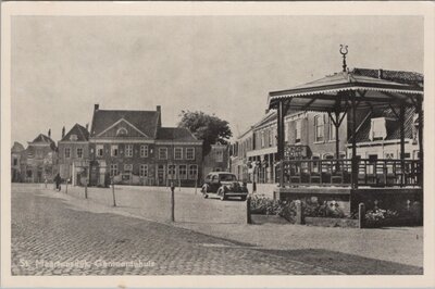 ST. MAARTENSDIJK - Gemeentehuis