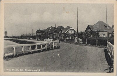 ST. MAARTENSDIJK - Woudhoek