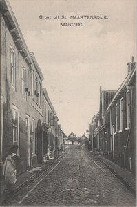 ST. MAARTENSDIJK - Groet uit St. Maartensdijk. Kaaistraat