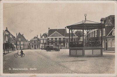 ST. MAARTENSDIJK - Markt