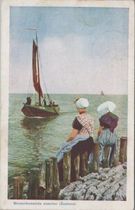 ZEELAND - Binnenkomende visscher