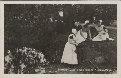 ZEELAND - Zuid-Bevelandsche Kleederdracht