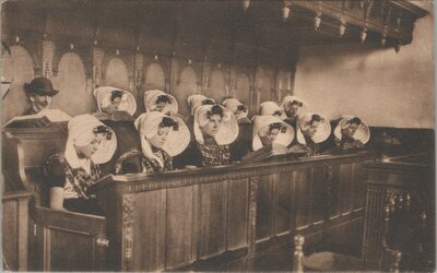 ZUID-BEVELAND - Interieur Kerk