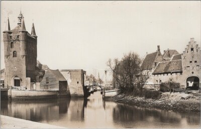 ZIERIKZEE - Noord en Zuid Havenpoort