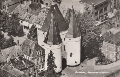 KAMPEN - Koornmarktspoort