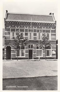 STAVENISSE - Gemeentehuis