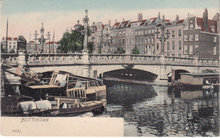 ROTTERDAM - Brug en haven