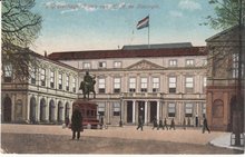 'S GRAVENHAGE - Paleis van H. M. de Koningin