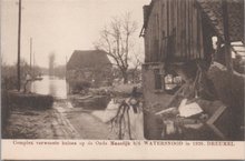 DREUMEL - Compex verwoeste huizen op de Oude Maasdijk b/d Watersnood in 1926