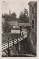 S HEERENBERG - Kijkje in de Voorburcht v. h. Kasteel Bergh