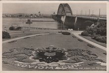 NIJMEGEN - Waalbrug met Wapen van Nijmegen