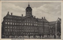 AMSTERDAM - Dam met Paleis van H. M. de Koningin