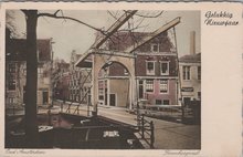 AMSTERDAM - Groenburgwal met de brug vóór de Staalstraat