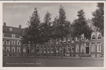 ZEIST - Meisjesschool en Zusterplein