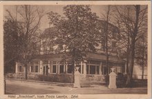 ZEIST - Hotel Boschlust, hoek Mooie Laantje