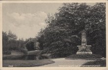 ZEIST - Wilhelminapark met Wilhelminamonument