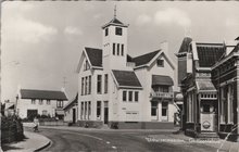 UITHUIZERMEEDEN - Gemeentehuis