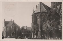 ELTEN - Kirche mit Rathaus