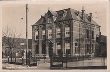 BENEDEN LEEUWEN - Pastorie