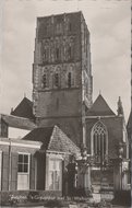 ZUTPHEN -  's-Gravenhof met St. Walburgtoren