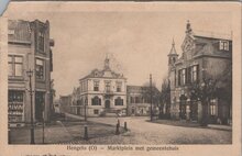 HENGELO - Marktplein met gemeentehuis
