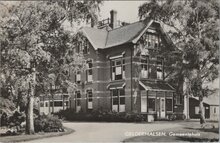 GELDERMALSEN - Gemeentehuis