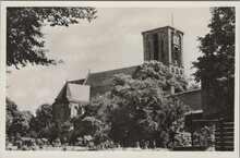 ELBURG - N.H. Kerk met Plantsoen