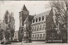 ZEIST - Gemeentehuis