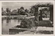 BUSSUM - Willem Bilderdijk plantsoen