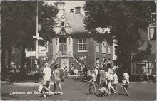 ZANDVOORT AAN ZEE - Raadhuisplein